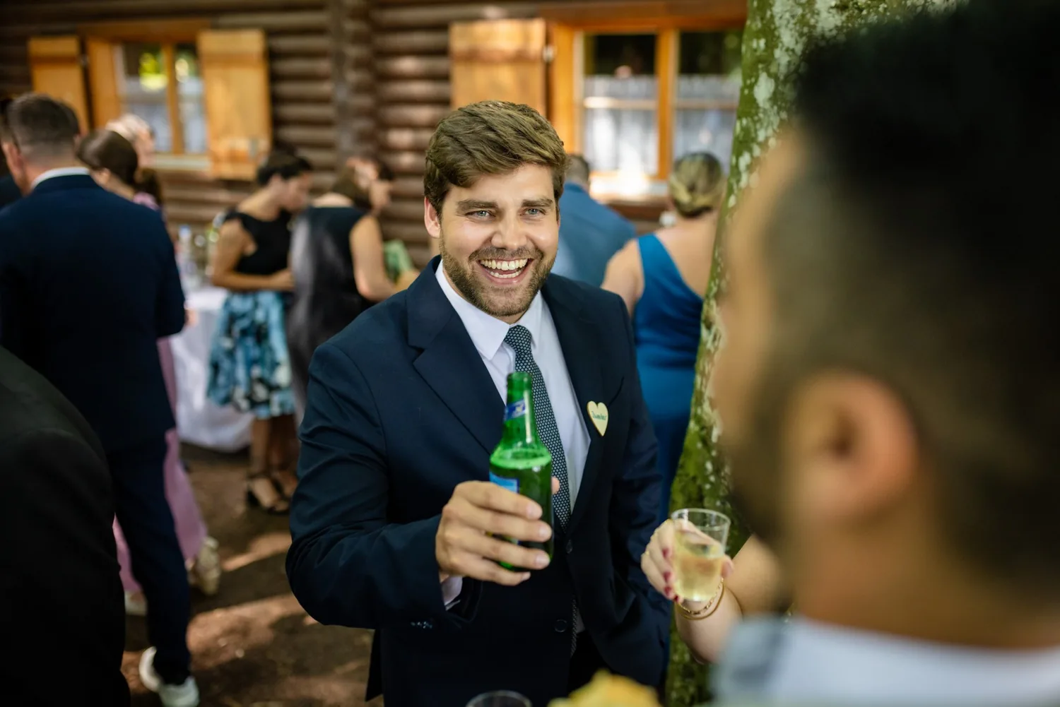 Apéro vor der Waldhütte