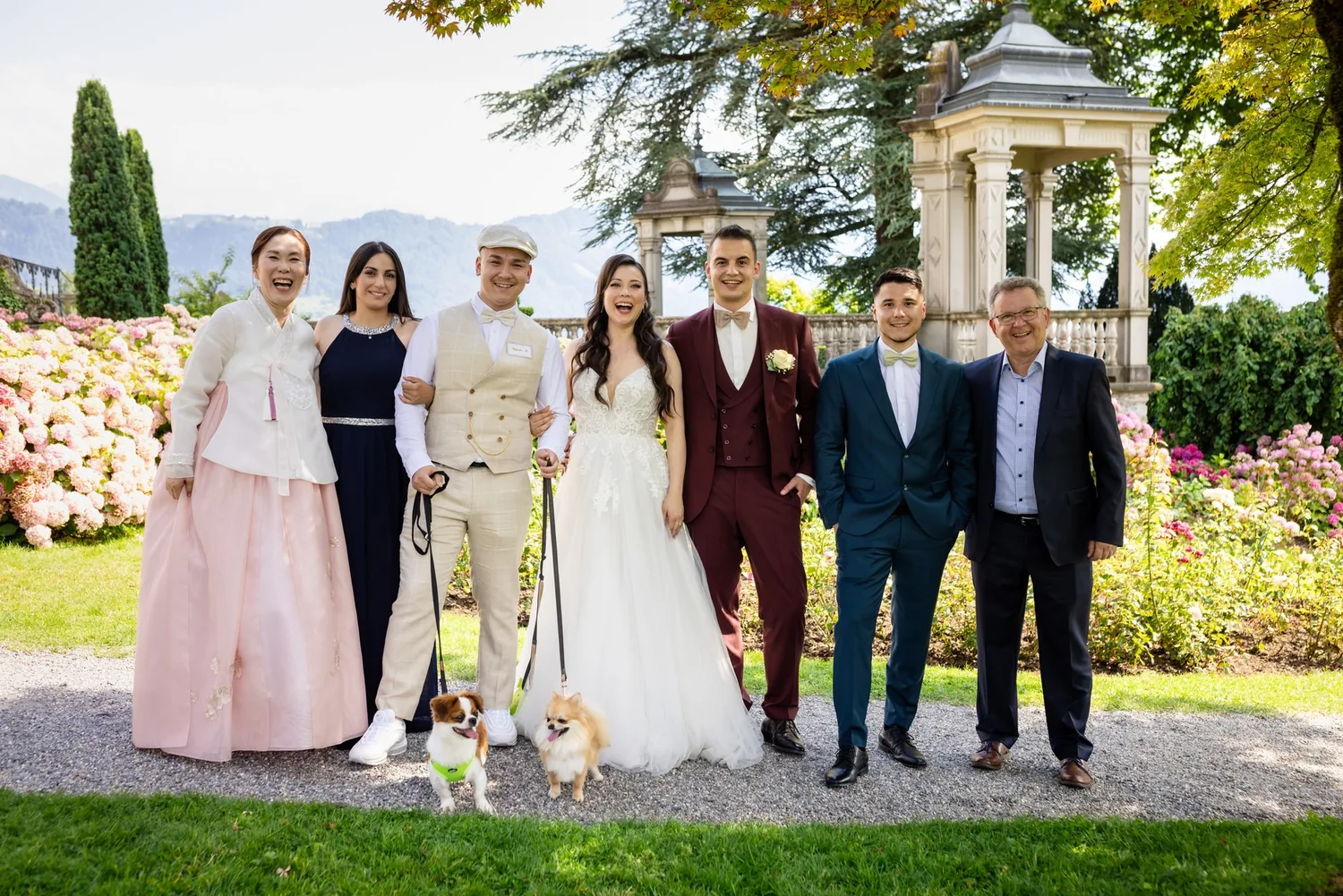 Gruppenbild vor dem Aussichtspavillon im Schlosspark