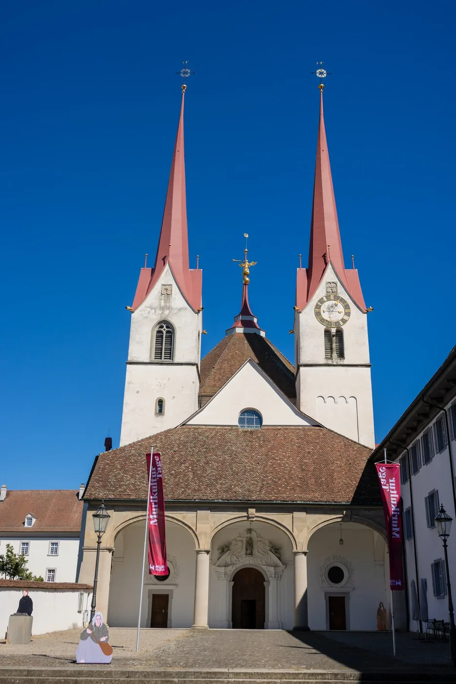 Die Türme der Klosterkirche Muri
