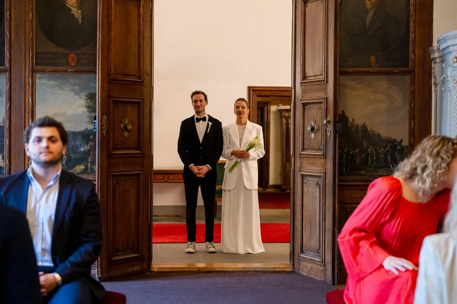 Einzug in den Porträtsaal
