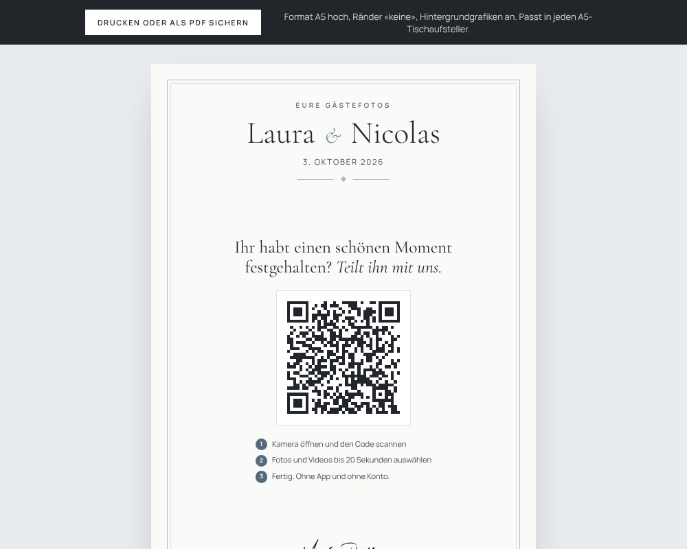 Die Tischkarte von Laura und Nicolas: oben die Namen und das Datum, in der Mitte der QR-Code, darunter drei kurze Schritte für die Gäste.